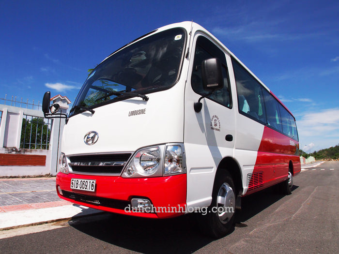 Công Ty Minh Long - Xe HYUNDAI COUNTY