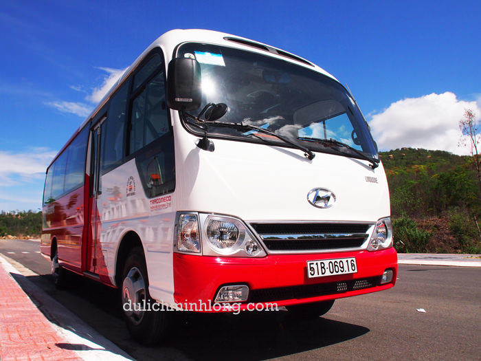 Công Ty Minh Long - Xe HYUNDAI COUNTY