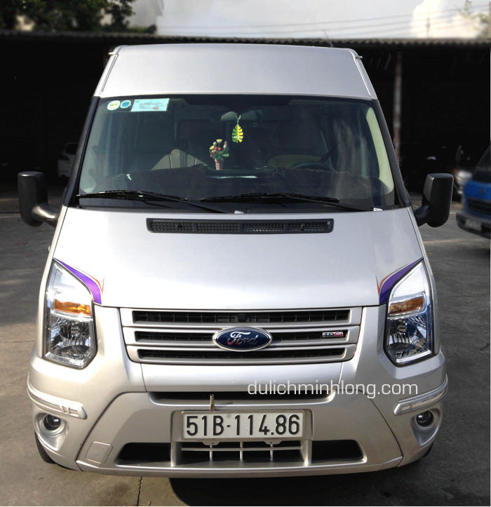 Công Ty Minh Long - Xe Ford Transit