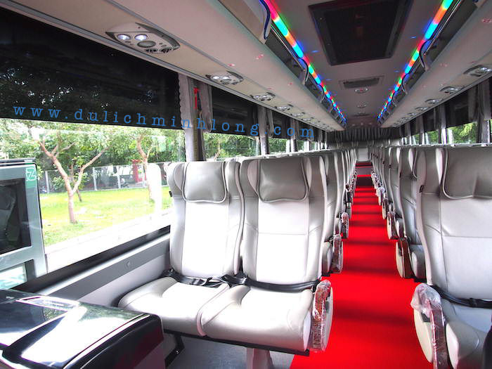 Công Ty Minh Long - Xe Hyundai Universe 45 chỗ