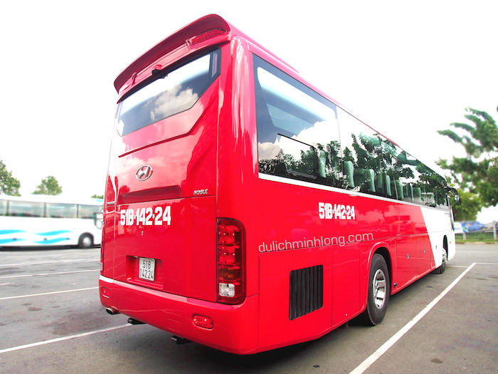 Công Ty Minh Long - Xe Hyundai Universe 45 chỗ